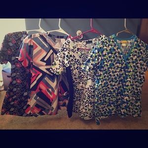 Set of 4 Women’s patterned scrub top